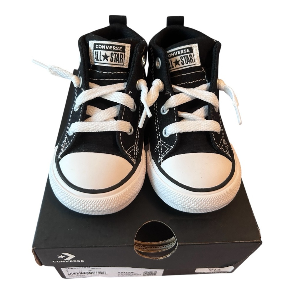 NWOT Converse Black and White Sneakers - Picture 2 of 6